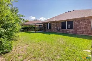 409 Newhaven St, Victoria, TX 77904 - Photo 25