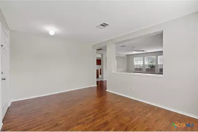 109 Comal Cove, Elgin, TX 78621 - Photo 7