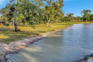 2698 Co Rd 284, Edna, TX 77957 - Photo 37