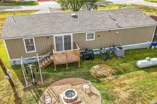 182 Pintail Loop, San Marcos, TX 78666 - Photo 5