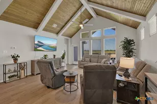 1022 Kocher Dr, New Braunfels, TX 78130 - Photo 15