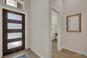 1022 Kocher Dr, New Braunfels, TX 78130 - Photo 5