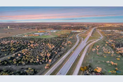 11304 NW Zac Lentz Parkway, Victoria, TX 77904 - Photo 7