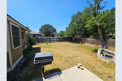 1648 Eastwood Drive, Seguin, TX 78155 - Photo 29