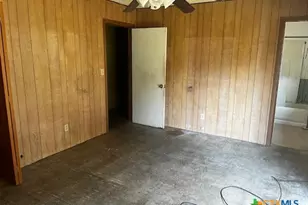 228 N Carroll Dr, Gatesville, TX 76528 - Photo 29