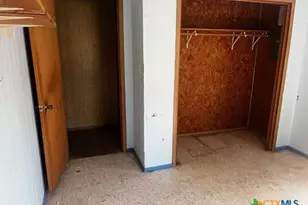 228 N Carroll Dr, Gatesville, TX 76528 - Photo 39