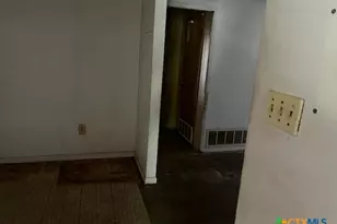 228 N Carroll Dr, Gatesville, TX 76528 - Photo 21