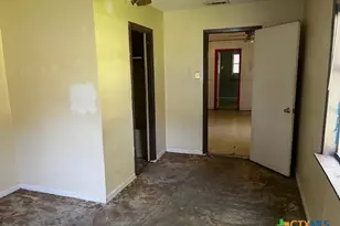 228 N Carroll Dr, Gatesville, TX 76528 - Photo 15