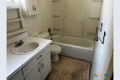 228 N Carroll Drive, Gatesville, TX 76528 - Photo 25