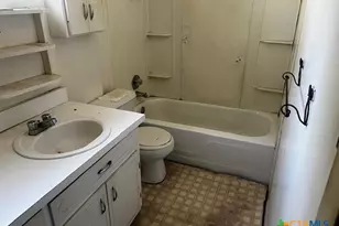 228 N Carroll Dr, Gatesville, TX 76528 - Photo 25