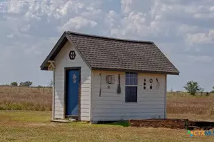 398 Co Rd 264, Moulton, TX 77975 - Photo 29