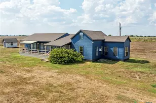 398 Co Rd 264, Moulton, TX 77975 - Photo 5