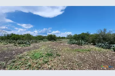 1860 Rocky Ridge Road, Uvalde, TX 78801 - Photo 25