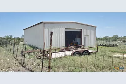 1860 Rocky Ridge Road, Uvalde, TX 78801 - Photo 7