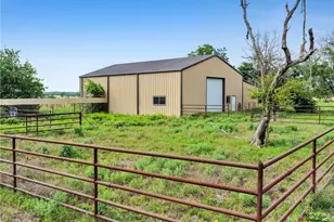 301 County Rd 253, Bertram, TX 78605 - Photo 23