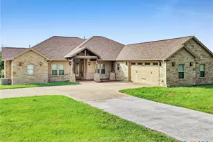 301 County Rd 253, Bertram, TX 78605 - Photo 3