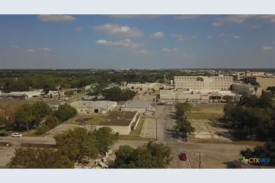 402 E Guadalupe Street, Victoria, TX 77901 - Photo 5