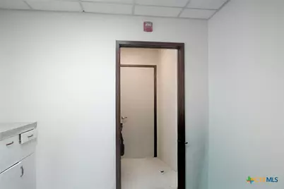 402 E Guadalupe Street, Victoria, TX 77901 - Photo 27