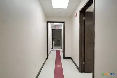 402 E Guadalupe Street, Victoria, TX 77901 - Photo 21