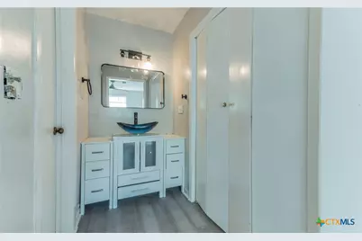 574 Oaklawn Drive, Rockdale, TX 76567 - Photo 13