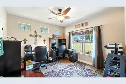 121 Carrizo Ridge, Floresville, TX 78114 - Photo 33