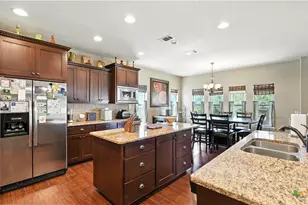 121 Carrizo Rdg, Floresville, TX 78114 - Photo 15