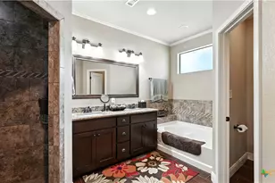 121 Carrizo Rdg, Floresville, TX 78114 - Photo 25