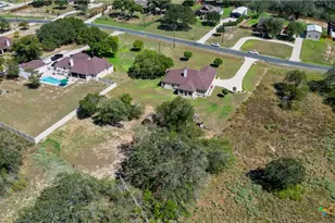 121 Carrizo Rdg, Floresville, TX 78114 - Photo 39