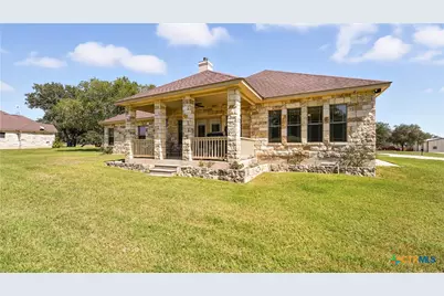 121 Carrizo Ridge, Floresville, TX 78114 - Photo 9