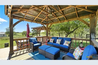 121 Carrizo Ridge, Floresville, TX 78114 - Photo 5