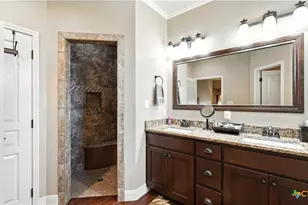 121 Carrizo Rdg, Floresville, TX 78114 - Photo 27