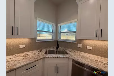 712 Eagle Claw Drive, Salado, TX 76571 - Photo 7