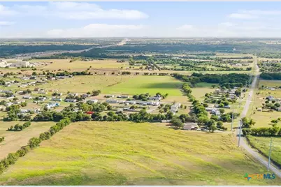 17941 Old 81, Troy, TX 76579 - Photo 19