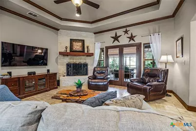 2581 Otter Way, New Braunfels, TX 78132 - Photo 5