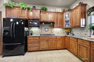 2581 Otter Way, New Braunfels, TX 78132 - Photo 9