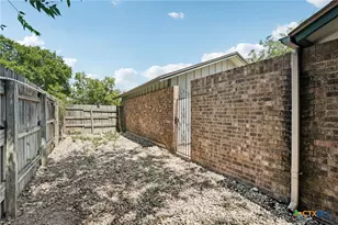 604 Carmen St, Killeen, TX 76541 - Photo 43