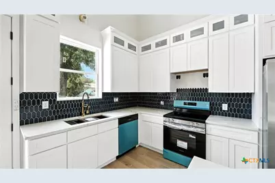 265 School Avenue, New Braunfels, TX 78130 - Photo 1