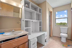 2862 Wetz Rd, Marion, TX 78124 - Photo 17