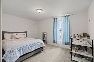 328 Harvest Flds Fields, New Braunfels, TX 78130 - Photo 15