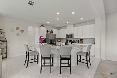 328 Harvest Flds Fields, New Braunfels, TX 78130 - Photo 9