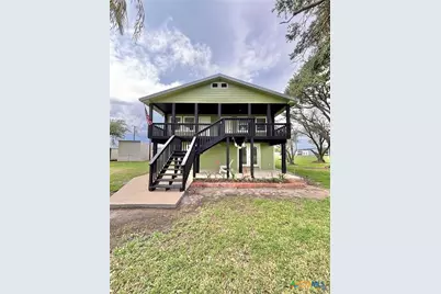 1008 W Adams Avenue, Port O'Connor, TX 77982 - Photo 1