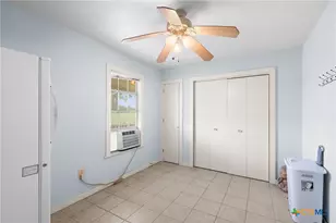 243 Co Rd 442, Harwood, TX 78632 - Photo 11