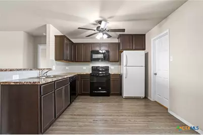 306 Benelli Drive, New Braunfels, TX 78130 - Photo 7