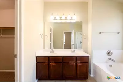 2001 Isabelle Drive, Copperas Cove, TX 76522 - Photo 17