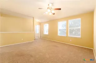 2001 Isabelle Dr, Copperas Cove, TX 76522 - Photo 13