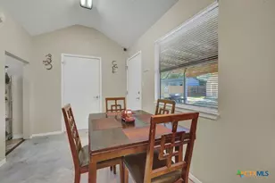 1264 Lost Elms, New Braunfels, TX 78130 - Photo 11