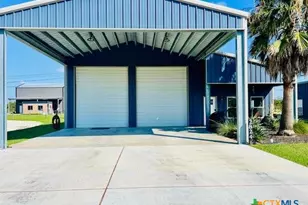 2824 W Harrison Ave, Port O'Connor, TX 77982 - Photo 1