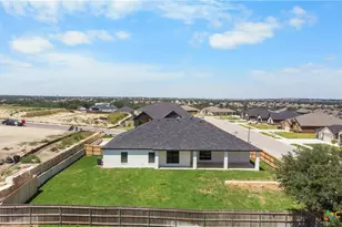 8621 Austin Turner Trl, Killeen, TX 76542 - Photo 35