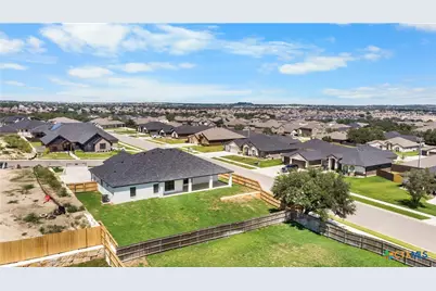 8621 Austin Turner Trail, Killeen, TX 76542 - Photo 39