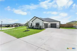 8621 Austin Turner Trl, Killeen, TX 76542 - Photo 5